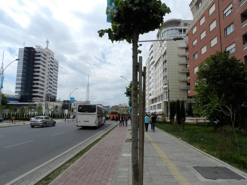 Urban Rooms Tiranë Eksteriør bilde